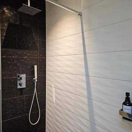 Vakantiehuis Maison 90M2 Avec Terrasse - Cote Pave, Centre-Ville Toulouse *